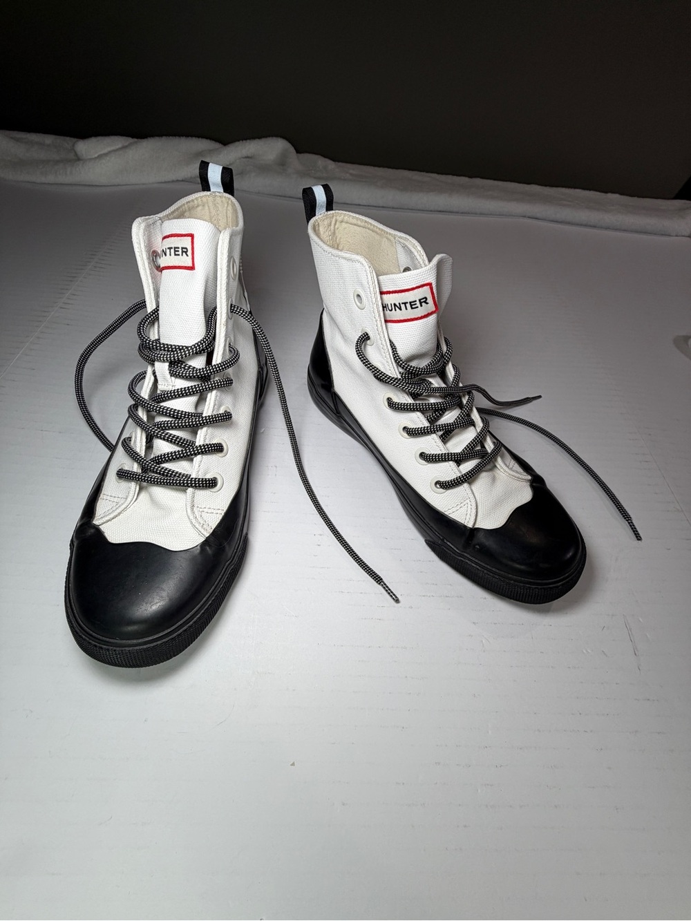 Hunter for Target unisex dipped canvas White Black High-Top Sneakers m 6.5 w 8.5